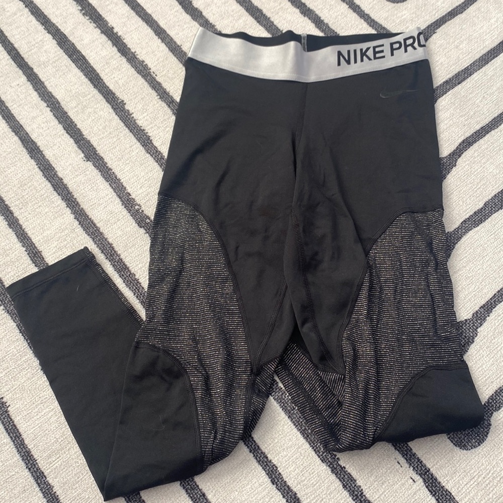 NIKE PRO leggings